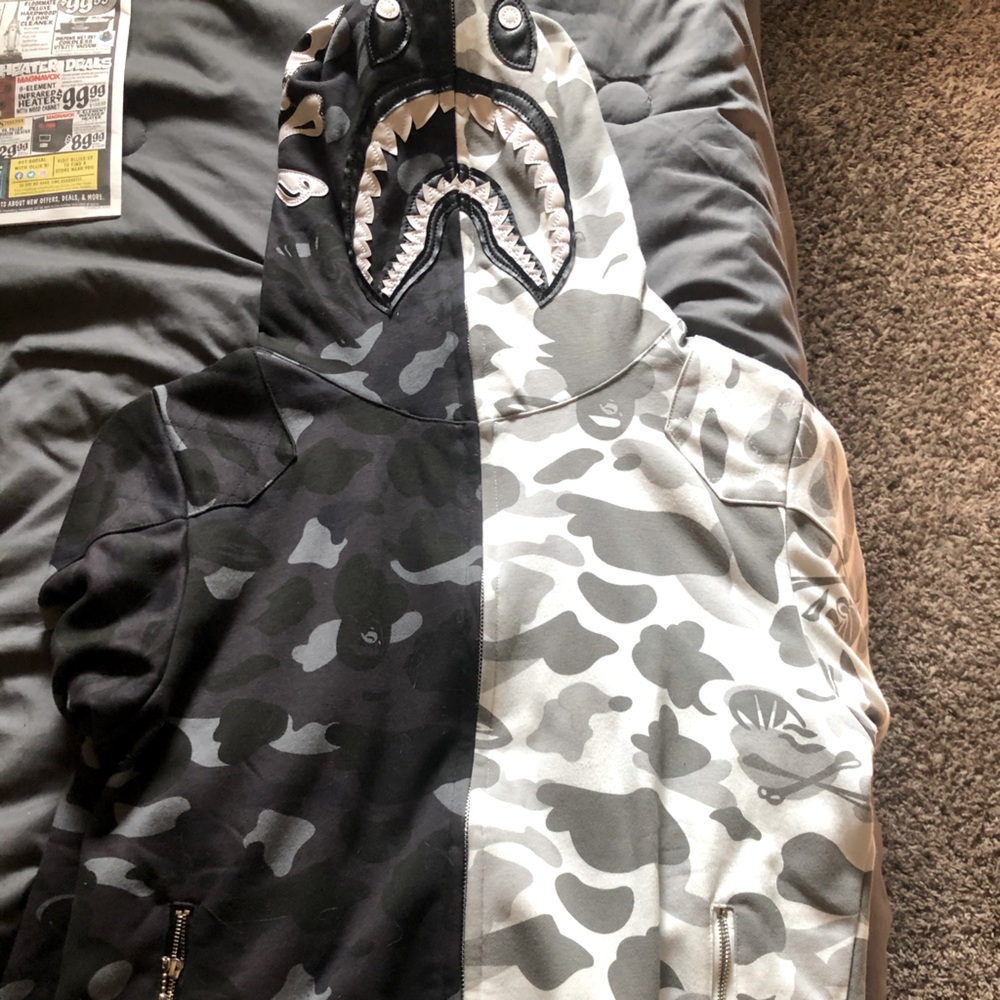 Bathing ape/ neighborhood Collab size medium
